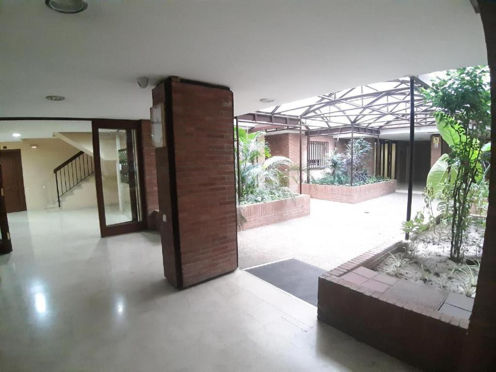 Appartamento Plaza Puerta Nueva Murcia Esterno foto